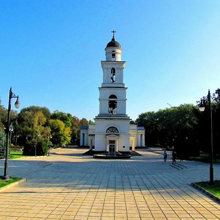 Central Park Accommodation Chisinau Exterior photo