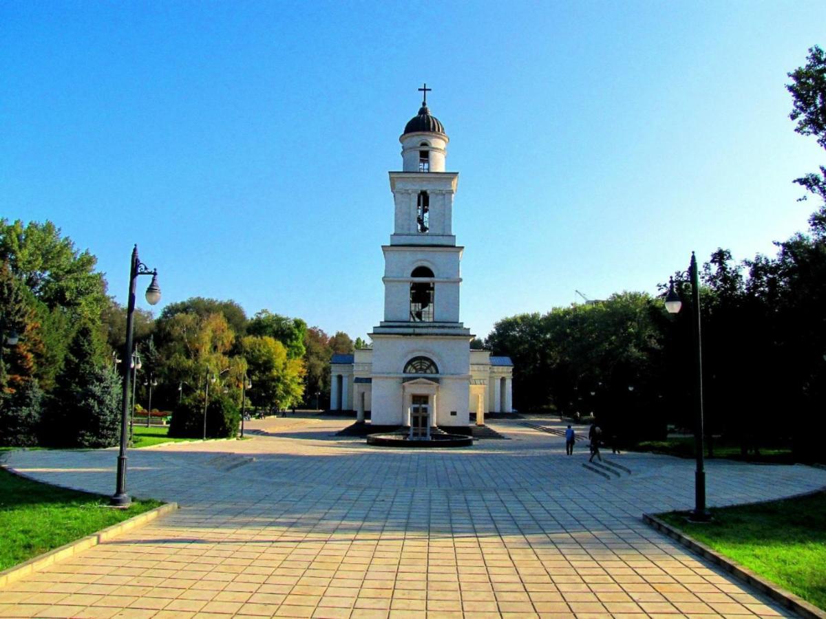Central Park Accommodation Chisinau Exterior photo