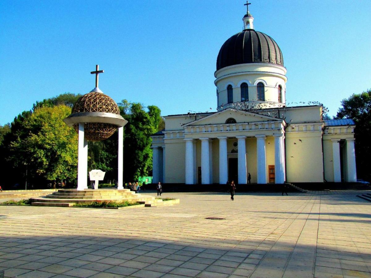 Central Park Accommodation Chisinau Exterior photo